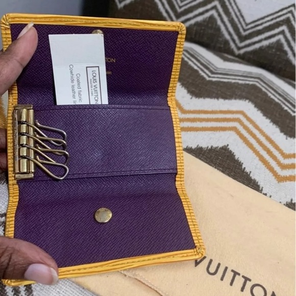 Authentic lv bundle set - Picture 5 of 8